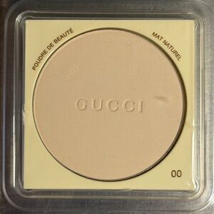 Gucci Matte Natural Pressed Powder - 00 Light